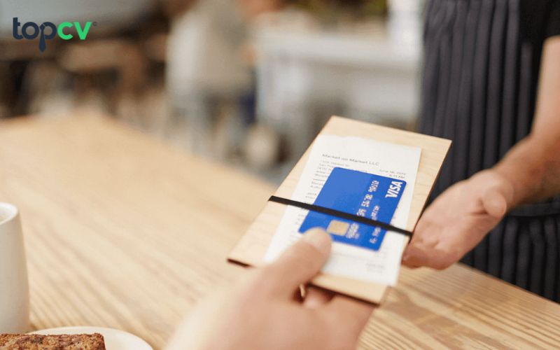 Thẻ trả trước là một loại thẻ giao dịch ATM để thanh toán và giao dịch