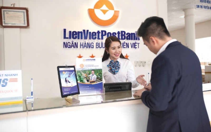 14.6 triệu VNĐ là thu nhập trung bình tháng của nhân viên kinh doanh LienVietPostBank