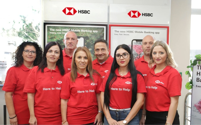Lương tháng nhân viên dịch vụ lưu ký HSBC dao động từ 09 đến 14 triệu VNĐ